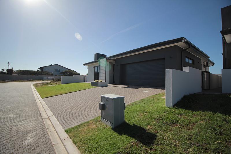 3 Bedroom Property for Sale in Tergniet Western Cape